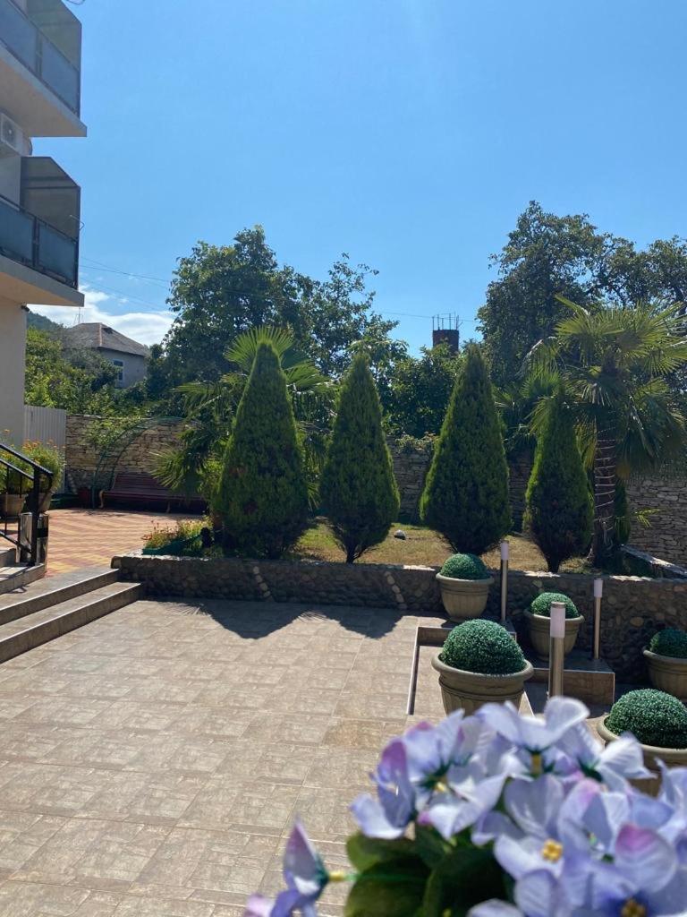 Park-Hotel Abkhazia Tsandrypsh Exterior photo